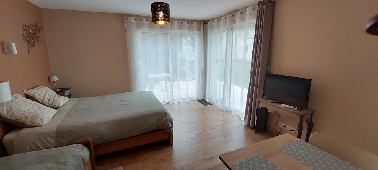 Les Trois Provinces Bed & Breakfast Couffy ภายนอก รูปภาพ