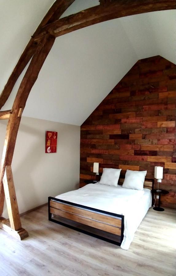 Les Trois Provinces Bed & Breakfast Couffy ภายนอก รูปภาพ